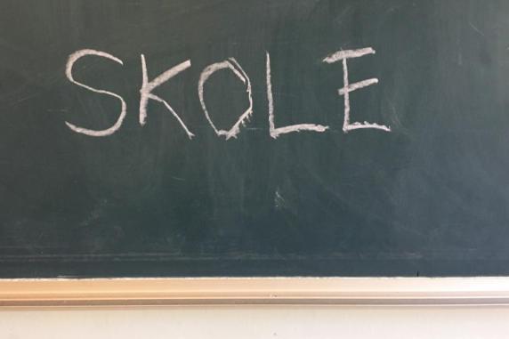 Skole